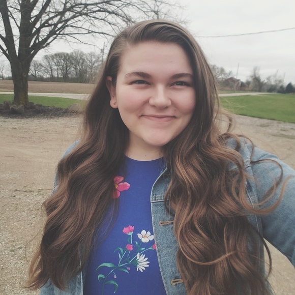 Meet your Posher, Ashleigh - Picture 1 of 1